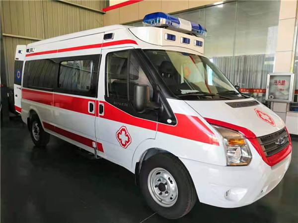 登封市福特V362救护车